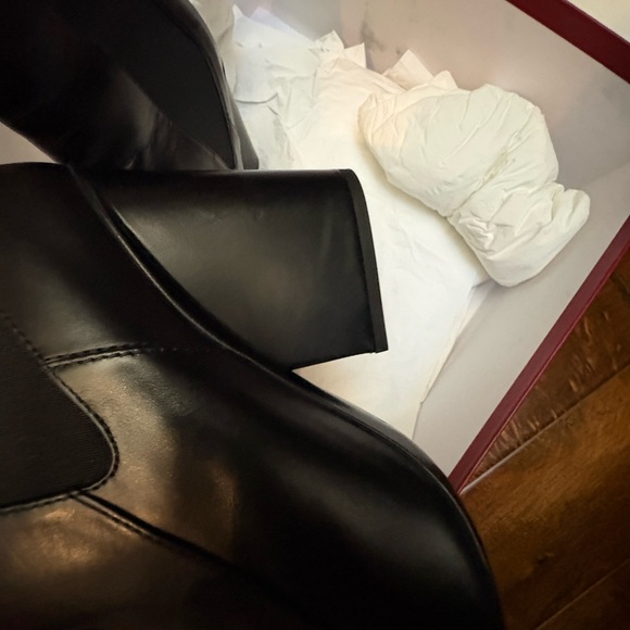 Authentic - Picture 12 of 12